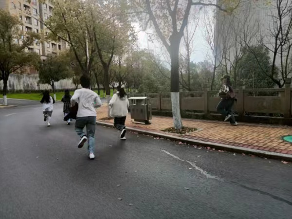 1711550193693527.png 图片8.png